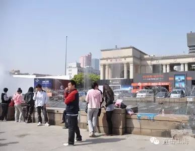 上海房展会10年前和10年后的差别，看完我哭了（2007-2016）(图27)